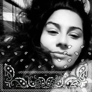 Meet your Posher, Paulina